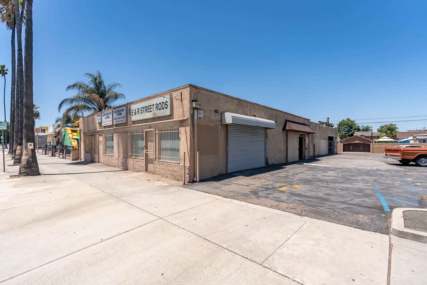 1101-1135 S Garey Ave