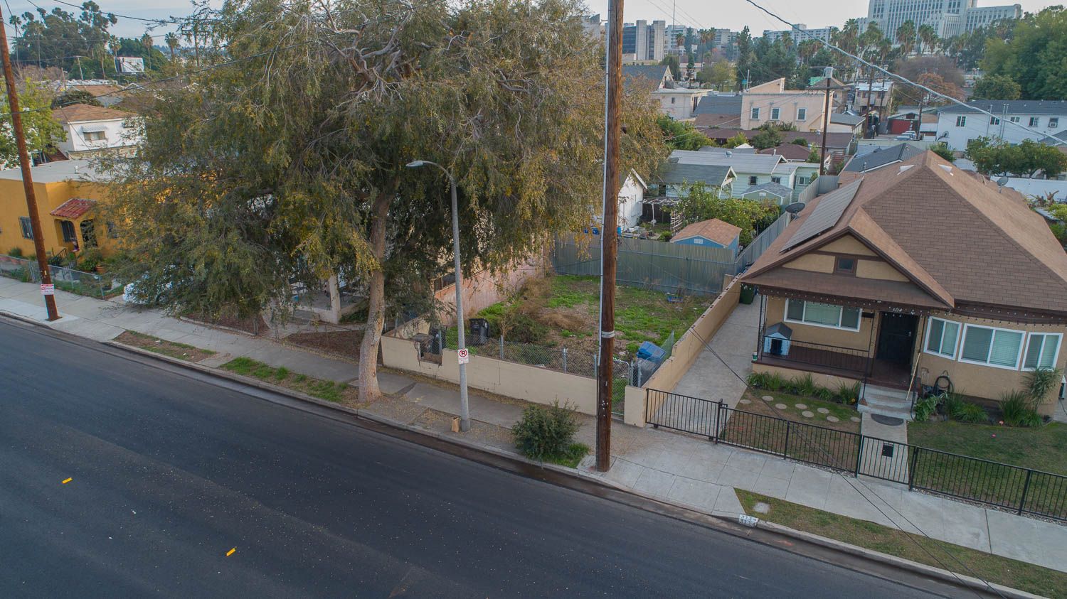 3122 Darwin Ave